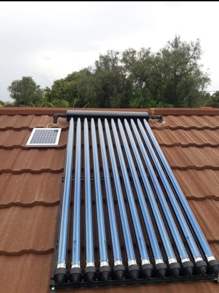 Solar geyser installation